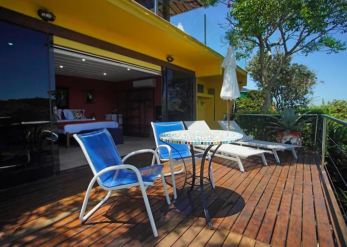Cliffside Luxury Inn
