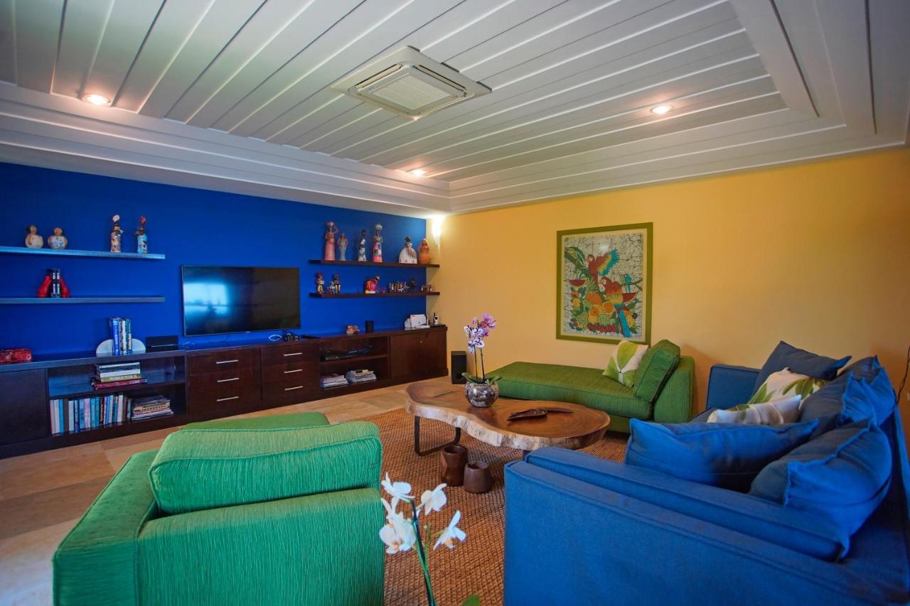 Cliffside Luxury Inn 5*