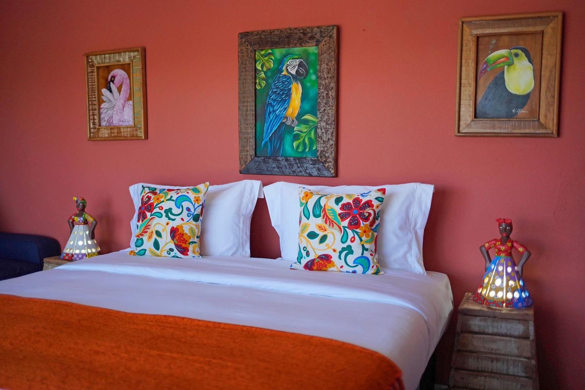 Cliffside Luxury Inn 5*